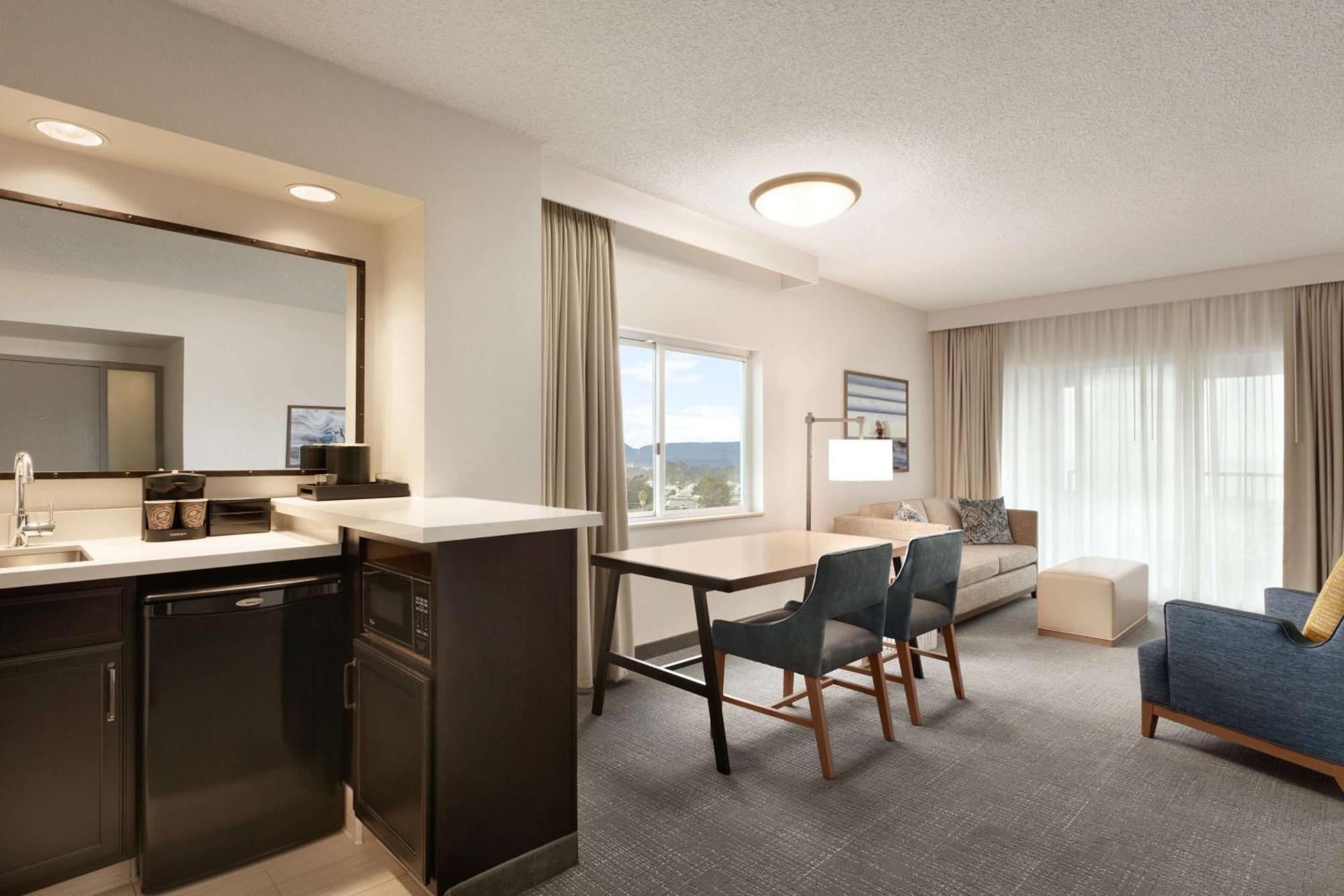 Embassy Suites By Hilton Monterey Bay Seaside Kültér fotó